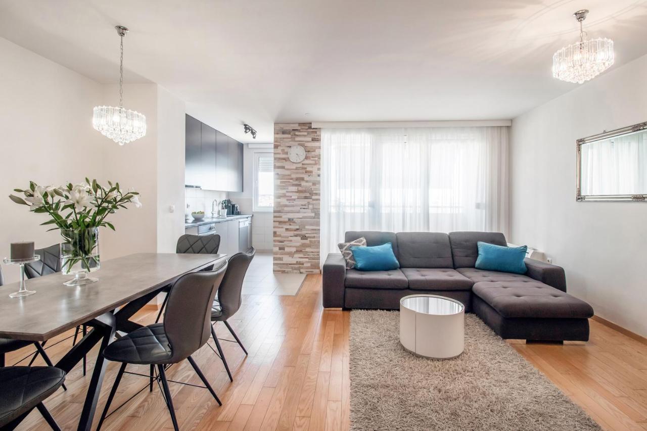 Apartment Montesa Zadar With Free Parking And Balcony Esterno foto