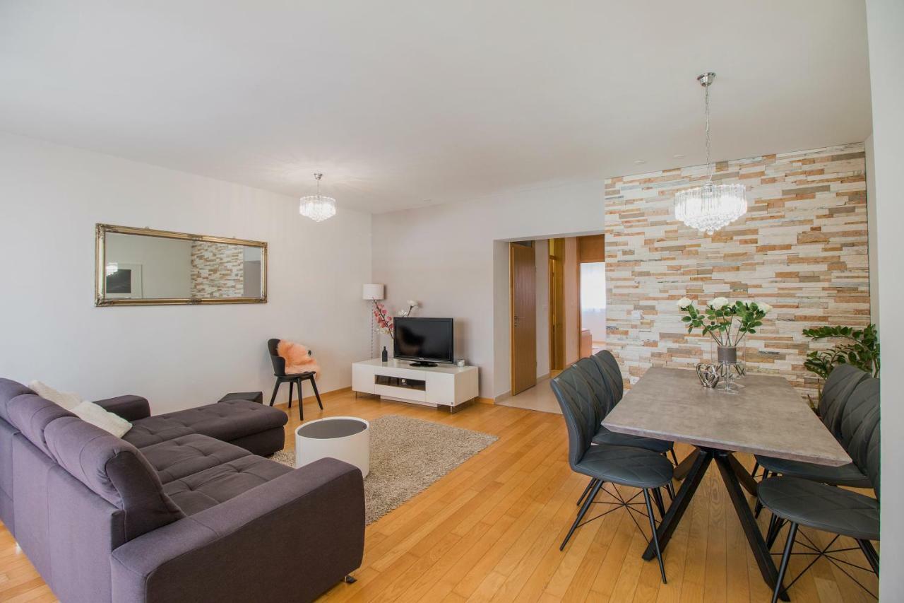 Apartment Montesa Zadar With Free Parking And Balcony Esterno foto