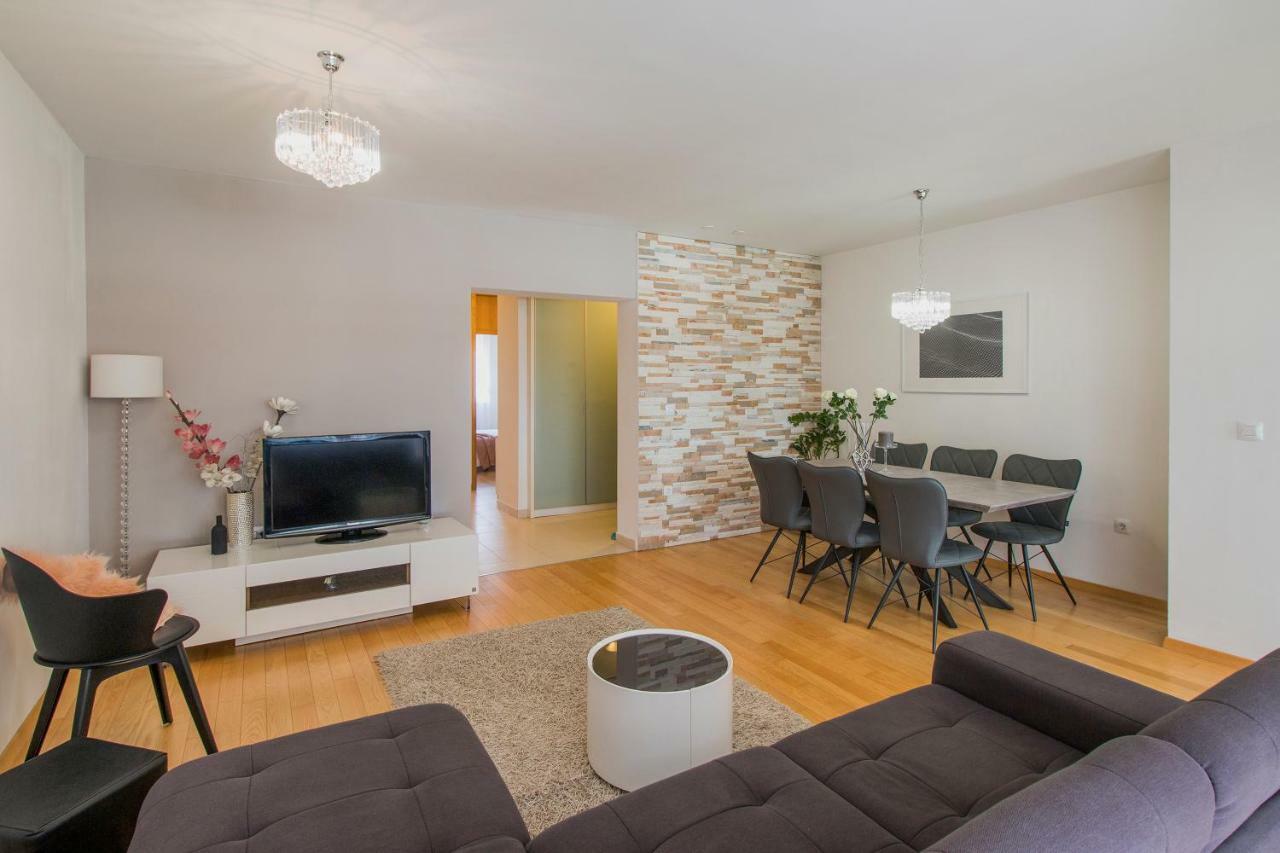 Apartment Montesa Zadar With Free Parking And Balcony Esterno foto
