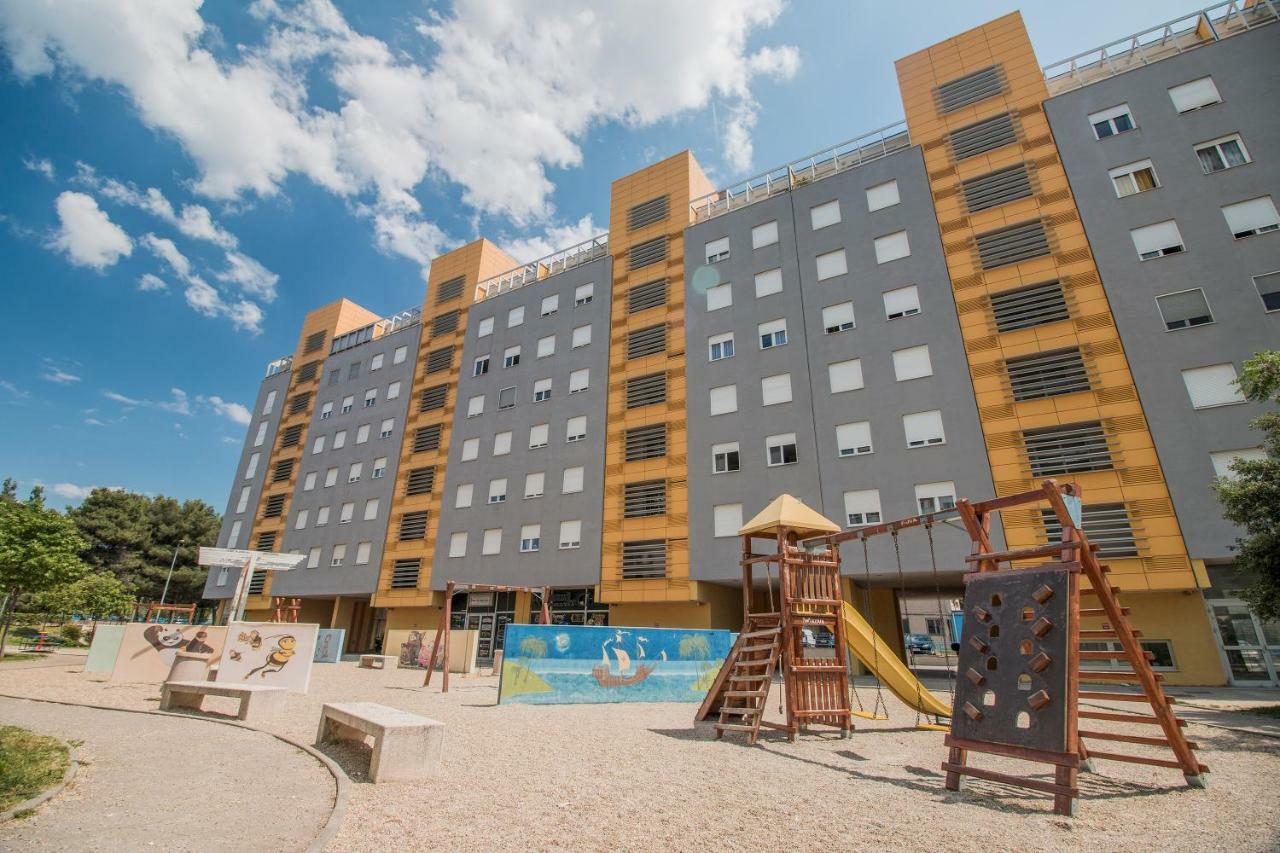 Apartment Montesa Zadar With Free Parking And Balcony Esterno foto